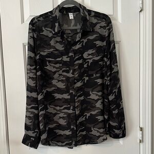 Old Navy Black and Gray Camo Blouse